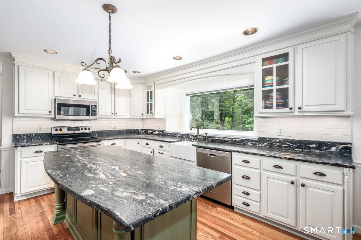 26 Bayberry Lane New Milford CT 06776