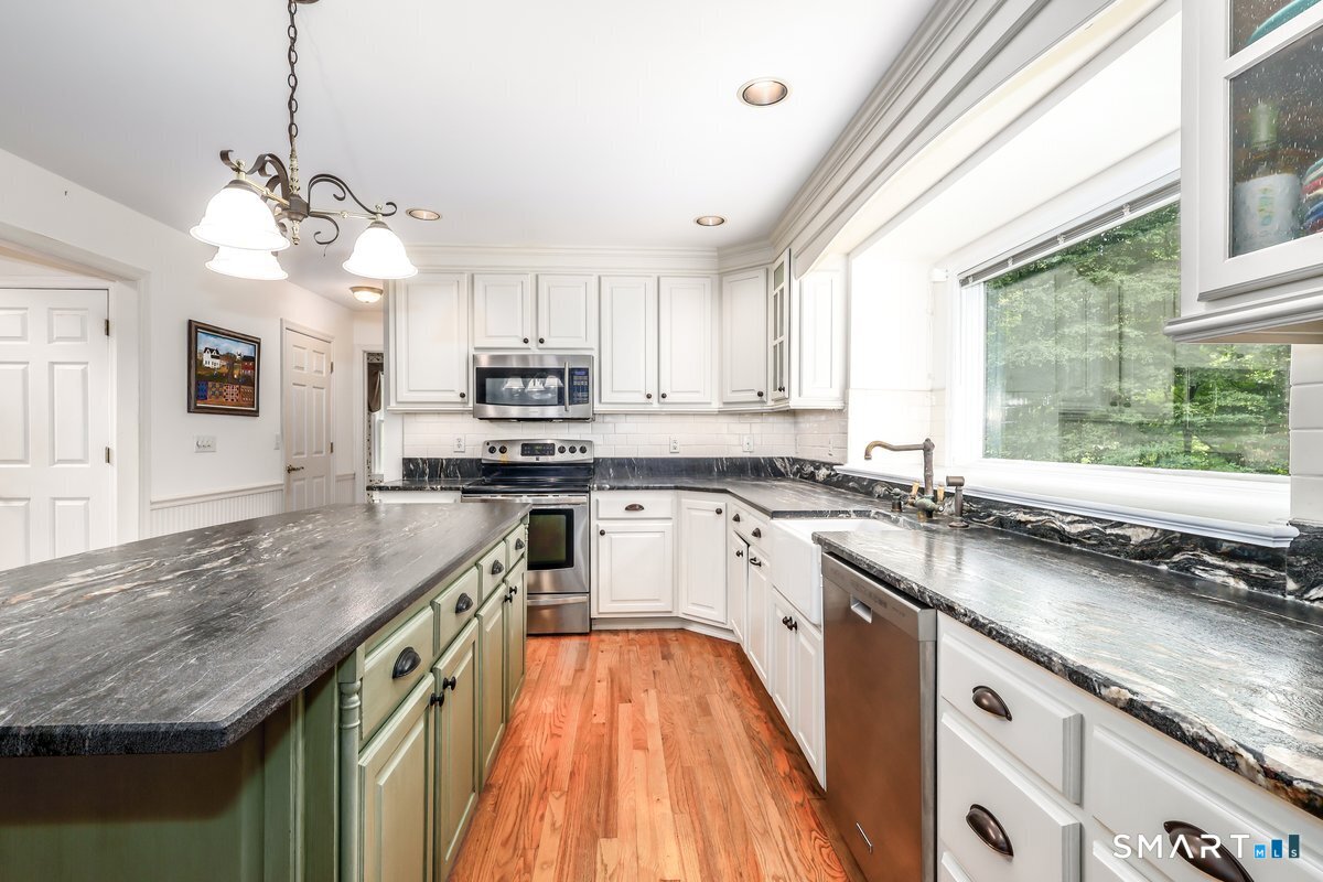 26 Bayberry Lane New Milford CT 06776