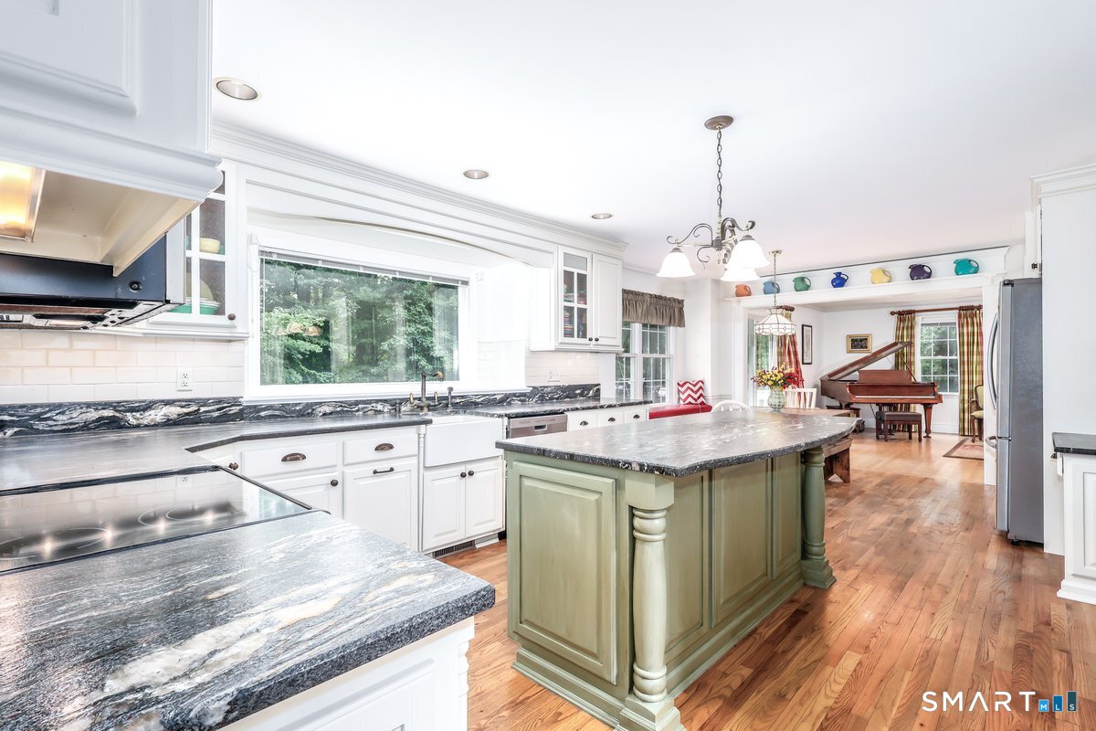 26 Bayberry Lane New Milford CT 06776