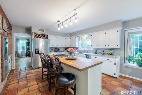 40 Echo Valley Road Newtown CT 06470