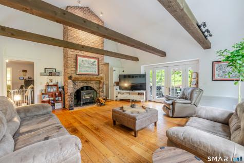 40 Echo Valley Road Newtown CT 06470
