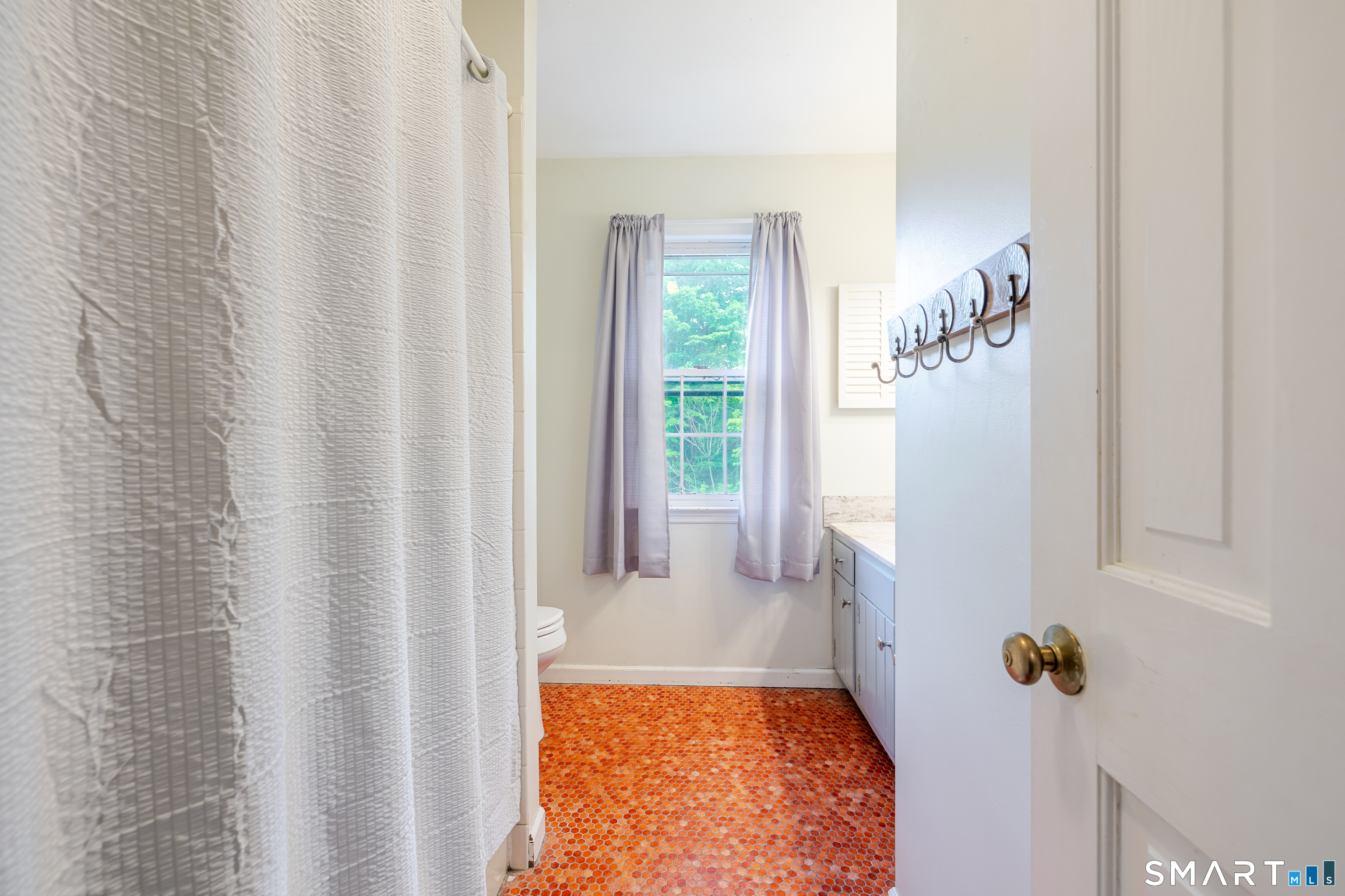 40 Echo Valley Road Newtown CT 06470