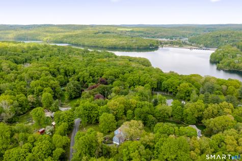 40 Echo Valley Road Newtown CT 06470
