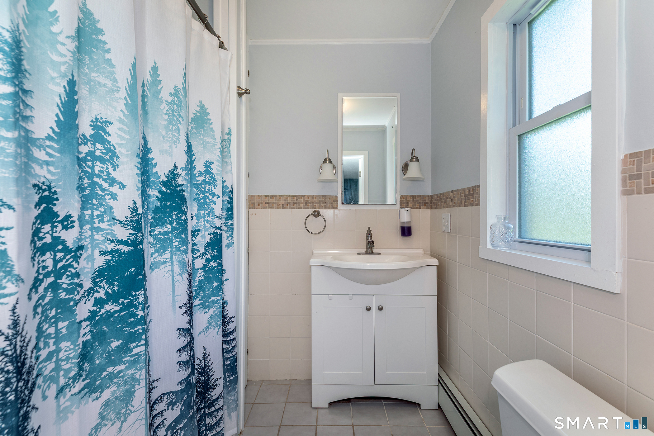 16 Hall Lane New Milford CT 06755