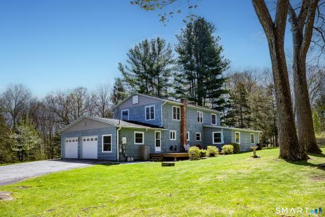 16 Hall Lane New Milford CT 06755