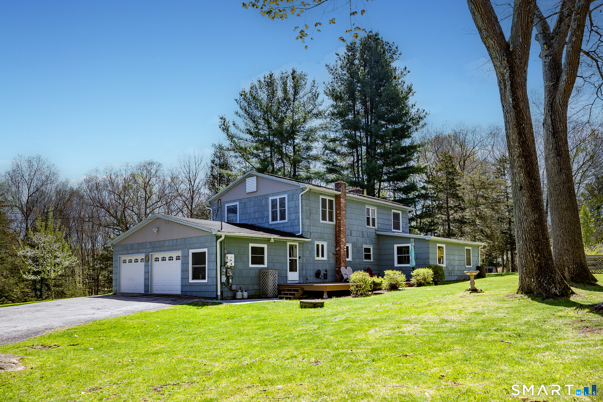 16 Hall Lane New Milford CT 06755