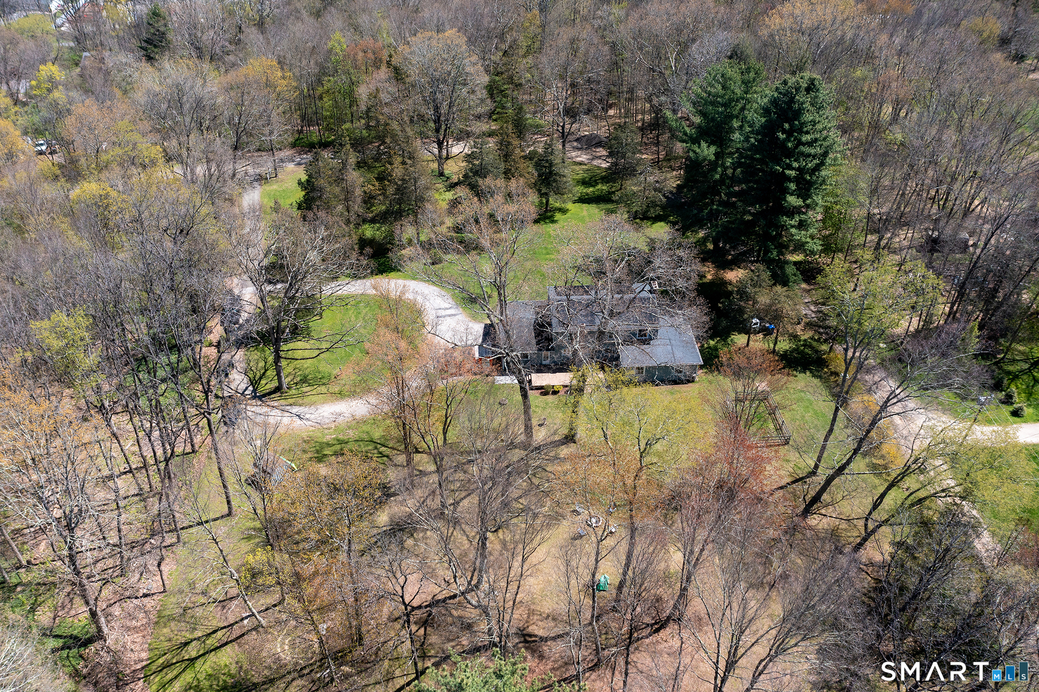 16 Hall Lane New Milford CT 06755