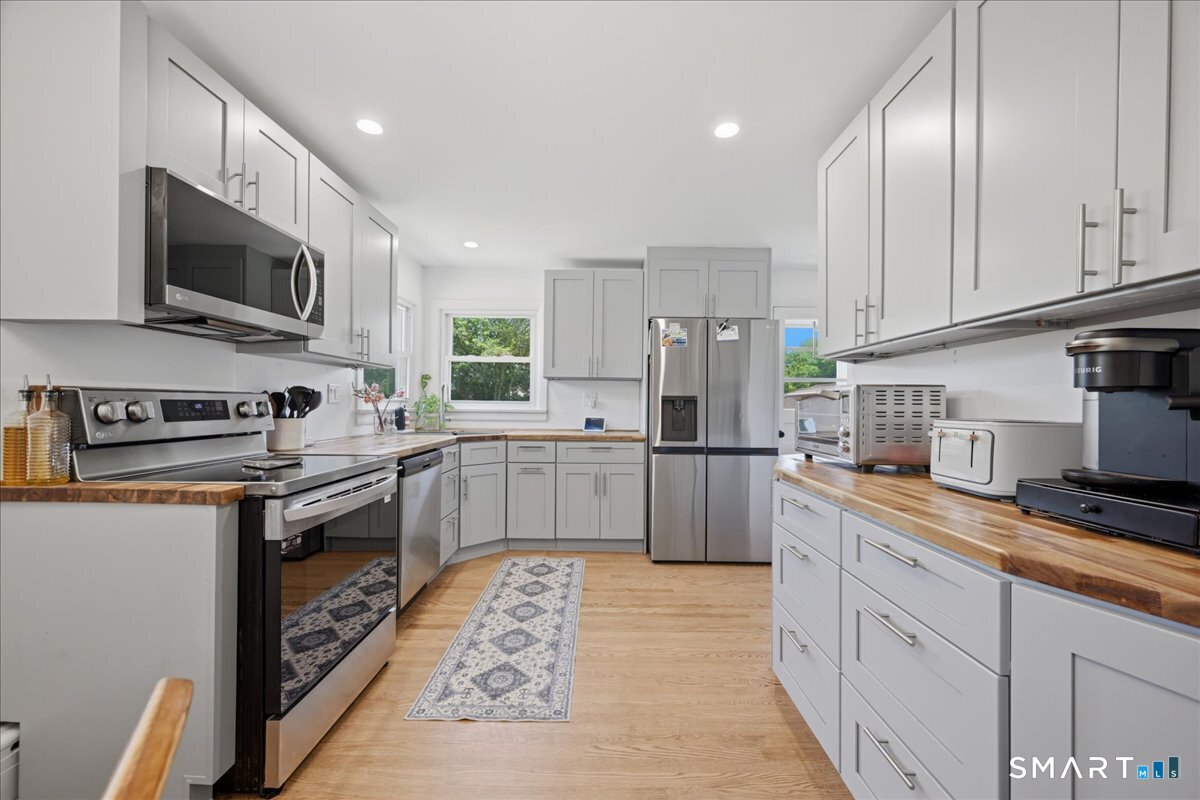 133 Bloomingdale Road Waterford CT 06375