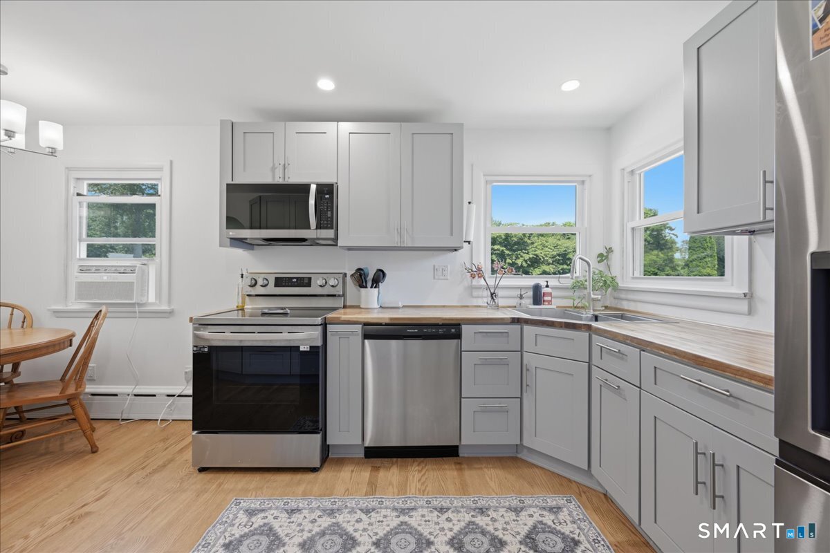 133 Bloomingdale Road Waterford CT 06375