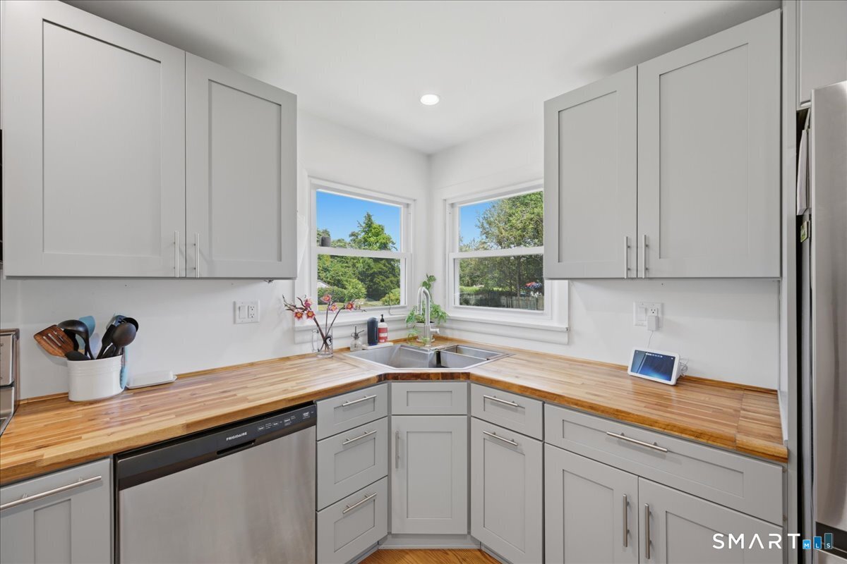 133 Bloomingdale Road Waterford CT 06375