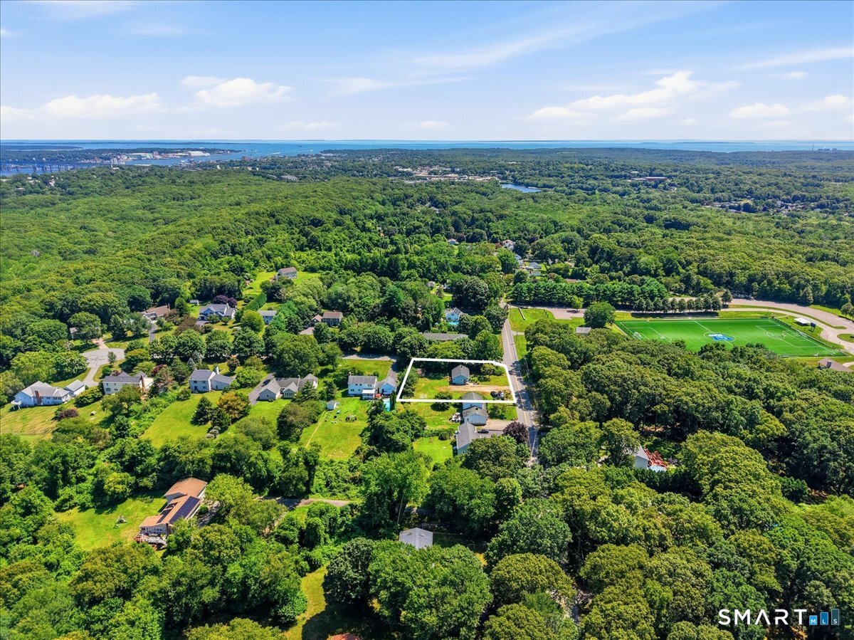 133 Bloomingdale Road Waterford CT 06375