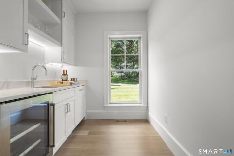 102 Silver Ridge Road New Canaan CT 06840
