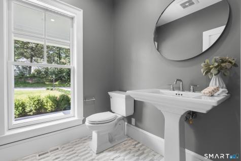102 Silver Ridge Road New Canaan CT 06840