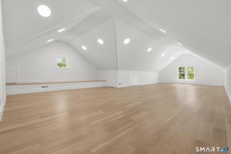 102 Silver Ridge Road New Canaan CT 06840