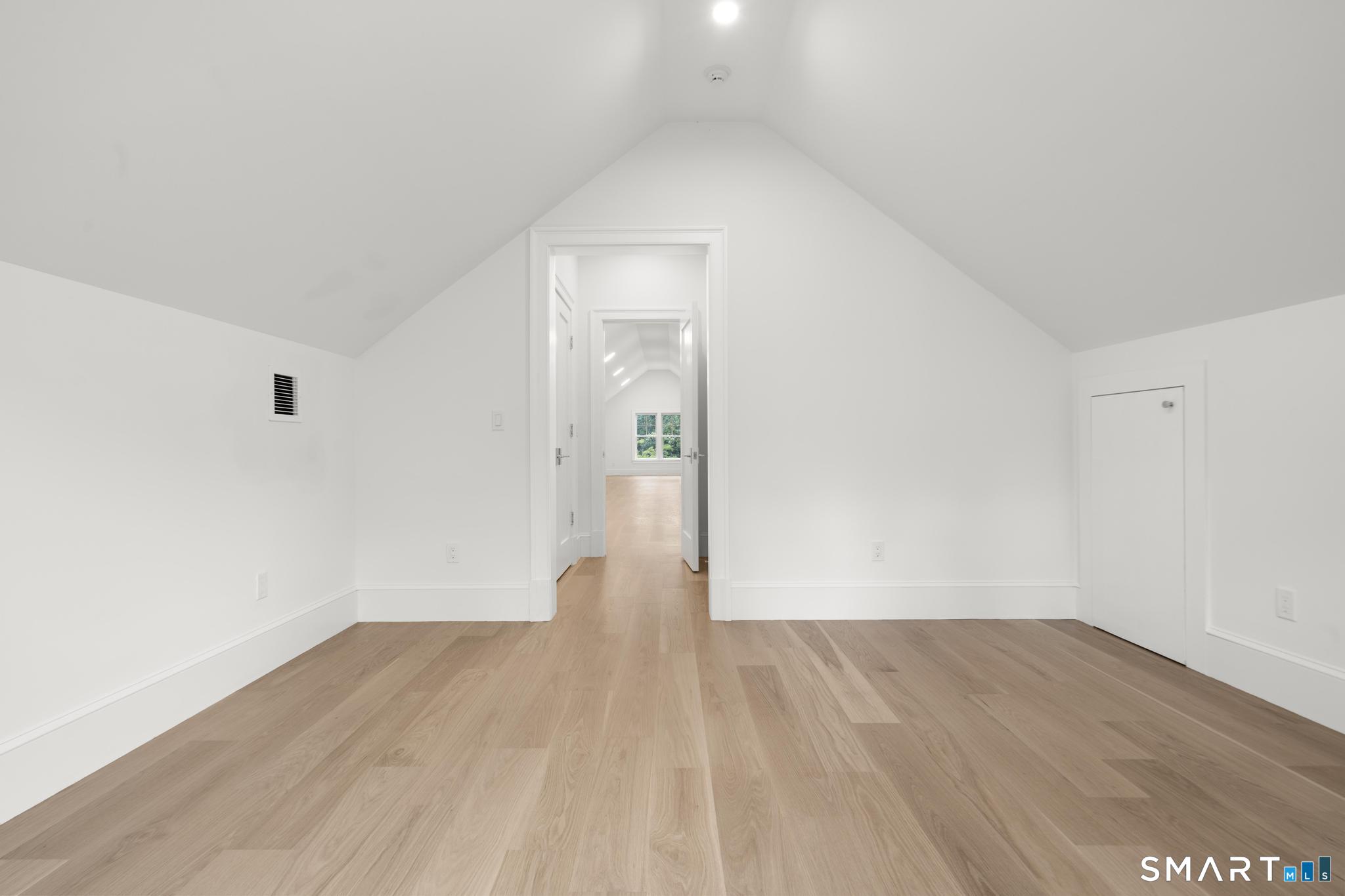 102 Silver Ridge Road New Canaan CT 06840