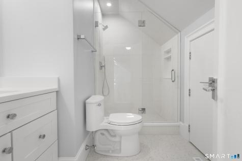 102 Silver Ridge Road New Canaan CT 06840