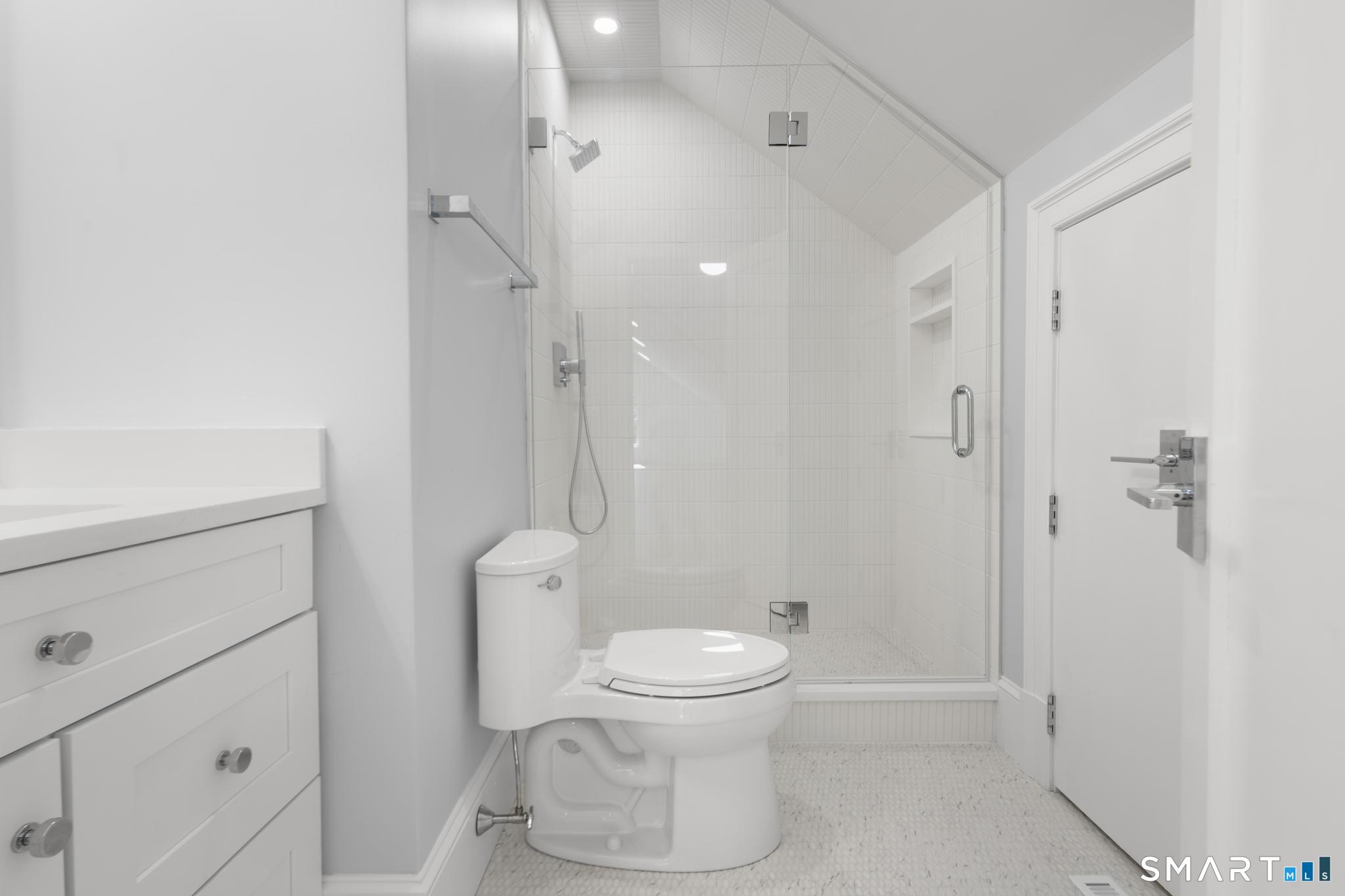 102 Silver Ridge Road New Canaan CT 06840