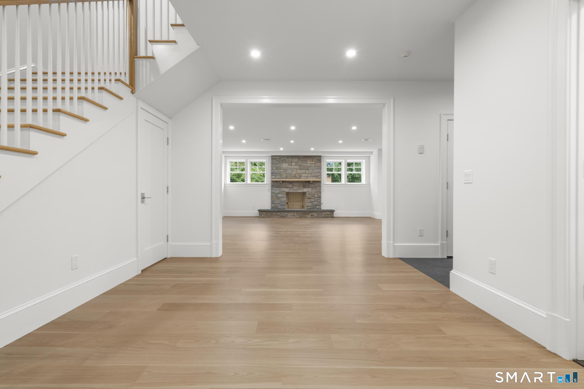 102 Silver Ridge Road New Canaan CT 06840