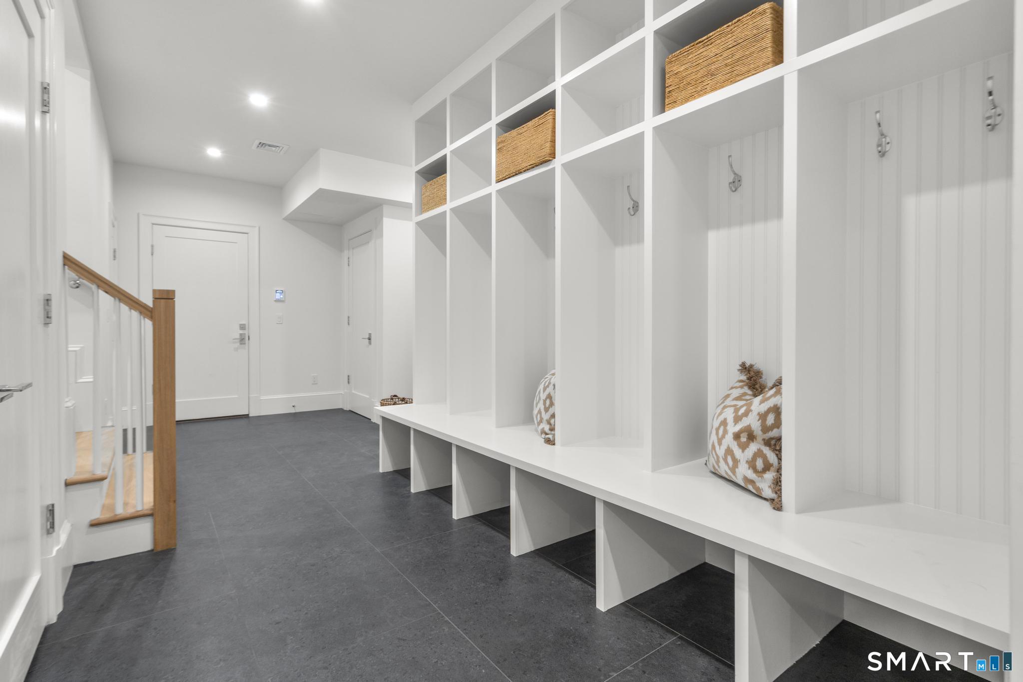 102 Silver Ridge Road New Canaan CT 06840