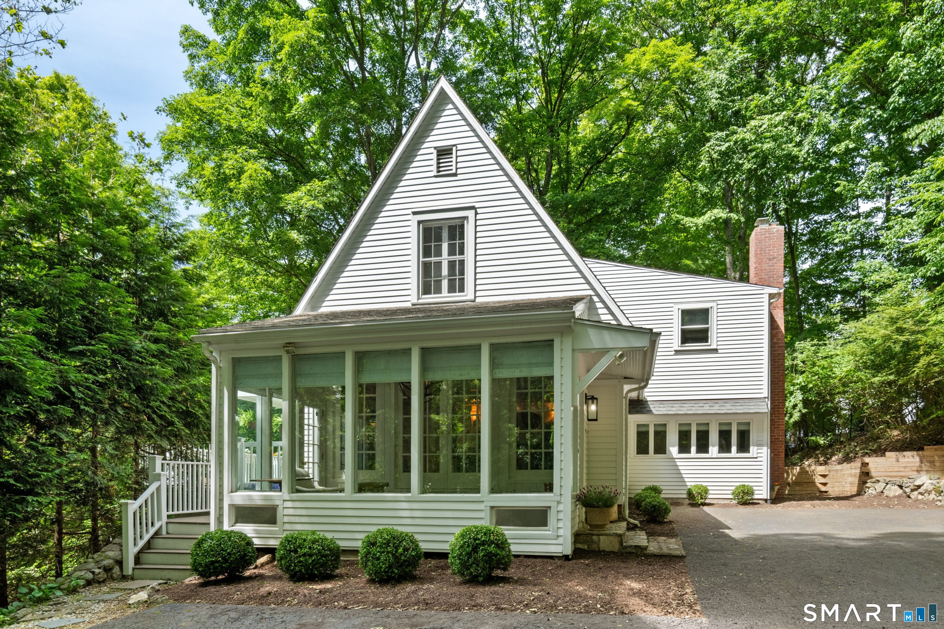 123 Lyons Plain Road Weston CT 06883
