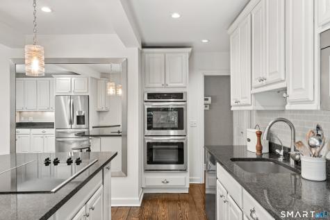 123 Lyons Plain Road Weston CT 06883