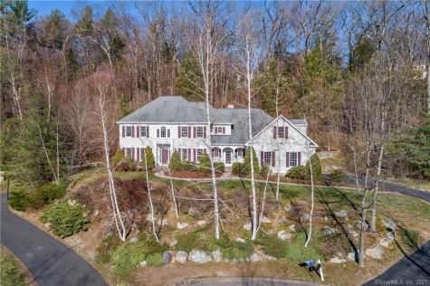 25 Thornwood Lane Avon CT 06001