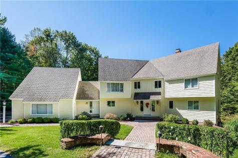 87 Oak Bluff Avon CT 06001
