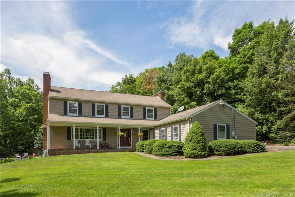 6 Westwood Terrace Newtown CT 06470