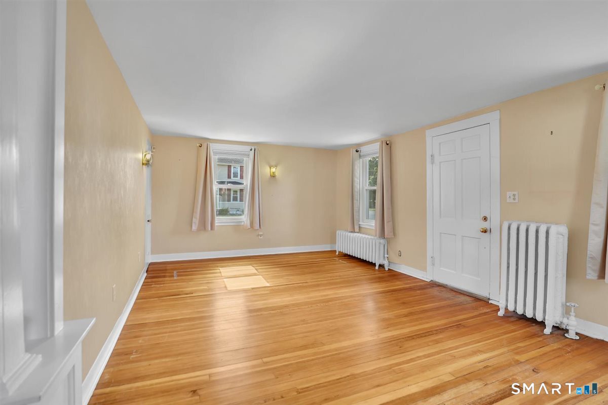 128 Broad Street Plainville CT 06062