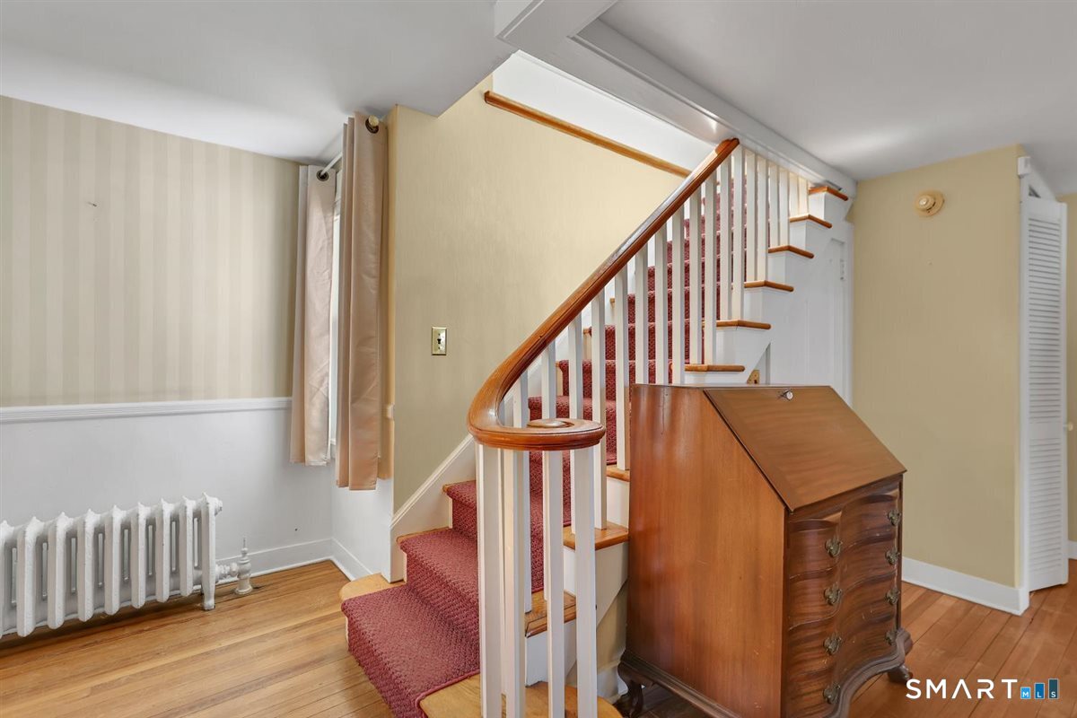 128 Broad Street Plainville CT 06062