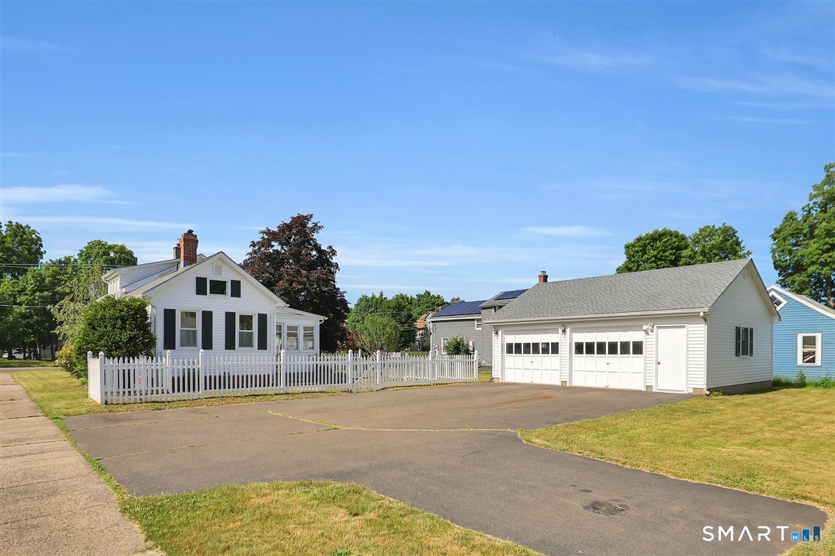 128 Broad Street Plainville CT 06062
