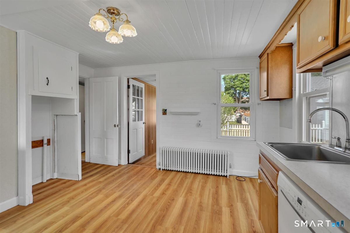 128 Broad Street Plainville CT 06062
