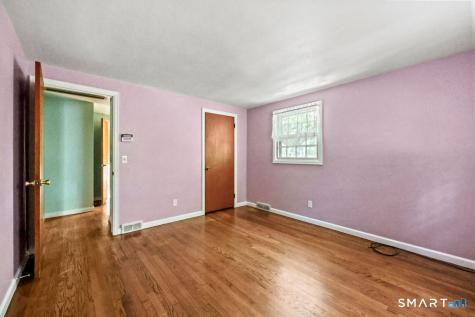 18 Foxridge Lane Avon CT 06001