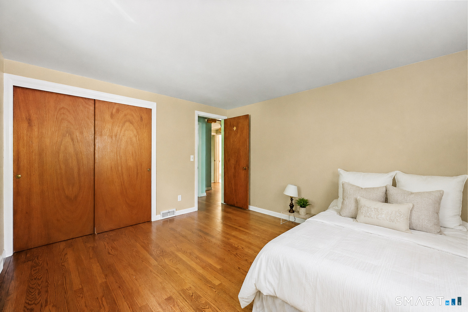 18 Foxridge Lane Avon CT 06001