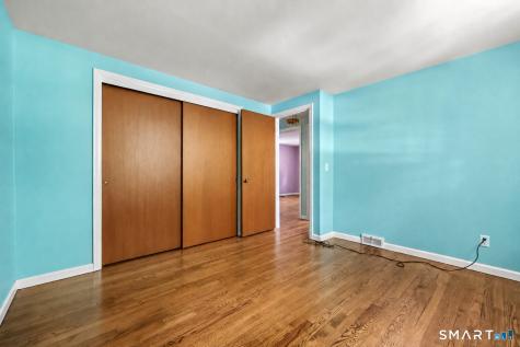 18 Foxridge Lane Avon CT 06001