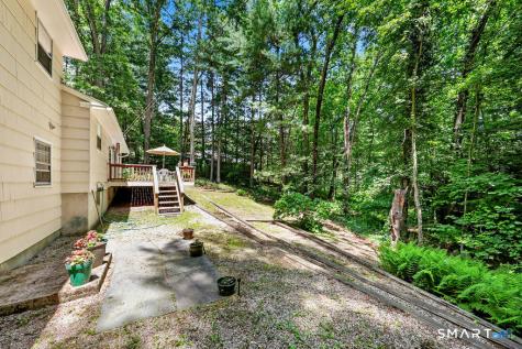 18 Foxridge Lane Avon CT 06001