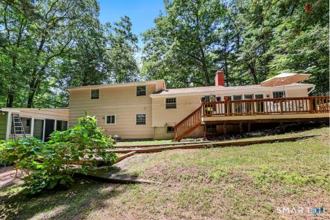18 Foxridge Lane Avon CT 06001