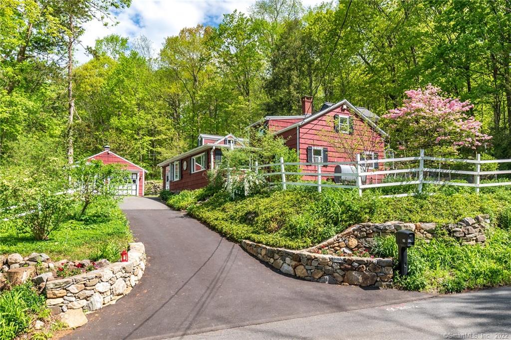 122 Aunt Hack Road Danbury CT 06811