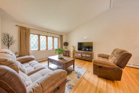 70 Crestwood Drive Naugatuck CT 06770
