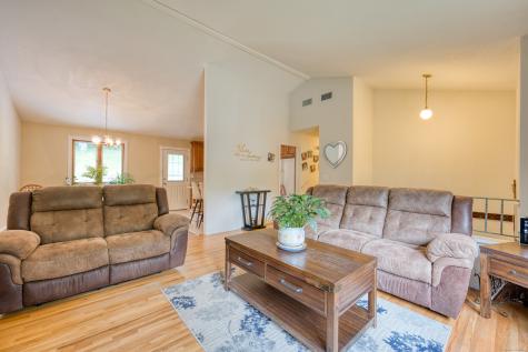 70 Crestwood Drive Naugatuck CT 06770