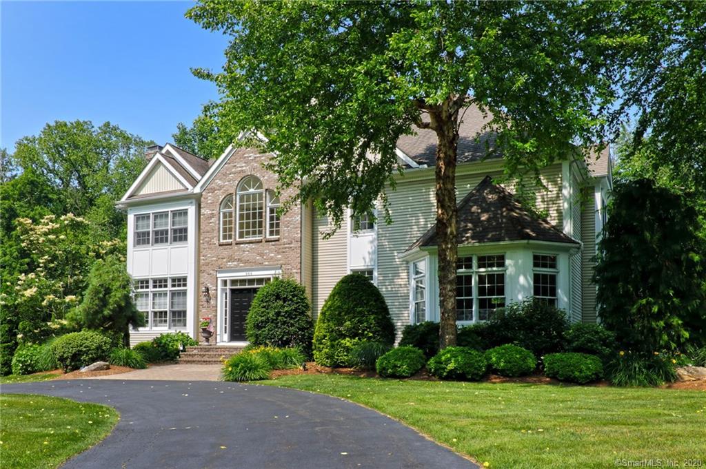 966 Green Circle Orange CT 06477