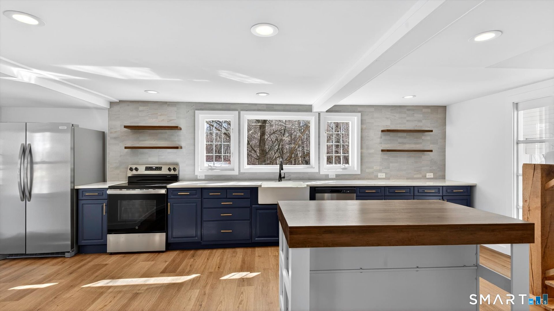 56 West Street Bolton CT 06043