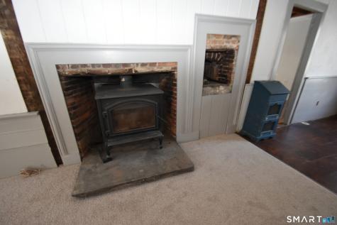 298 Naubuc Avenue Glastonbury CT 06033