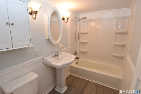 298 Naubuc Avenue Glastonbury CT 06033