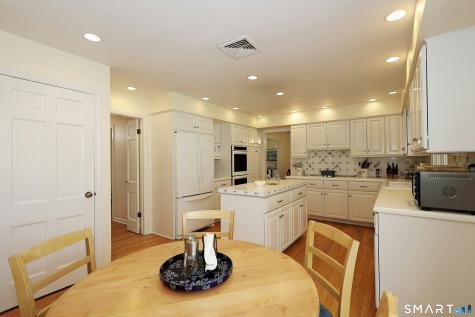 27 Lantern Drive Ridgefield CT 06877