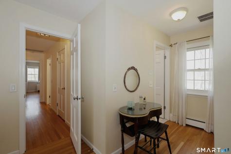 27 Lantern Drive Ridgefield CT 06877