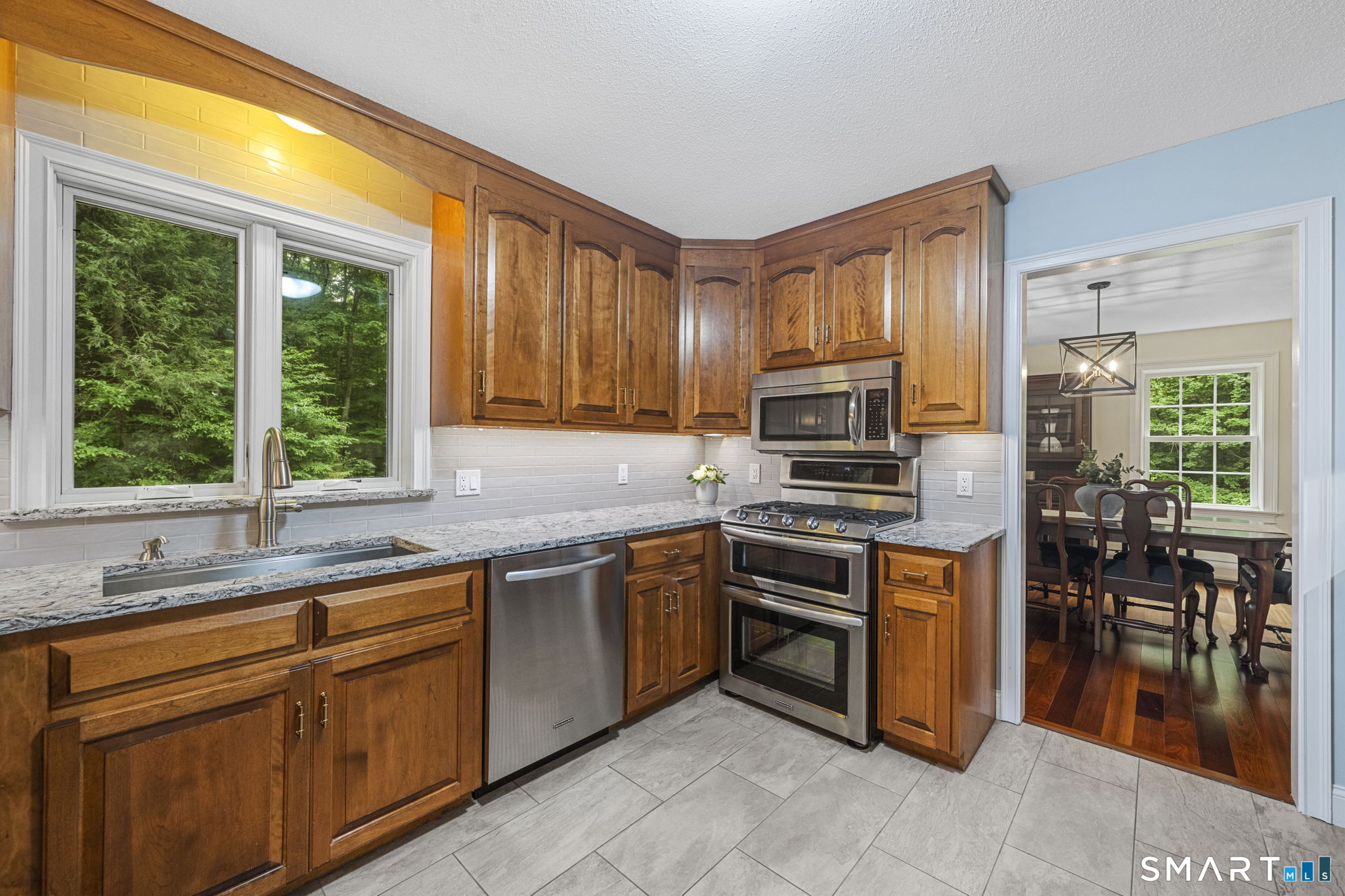 109 High Valley Drive Canton CT 06019