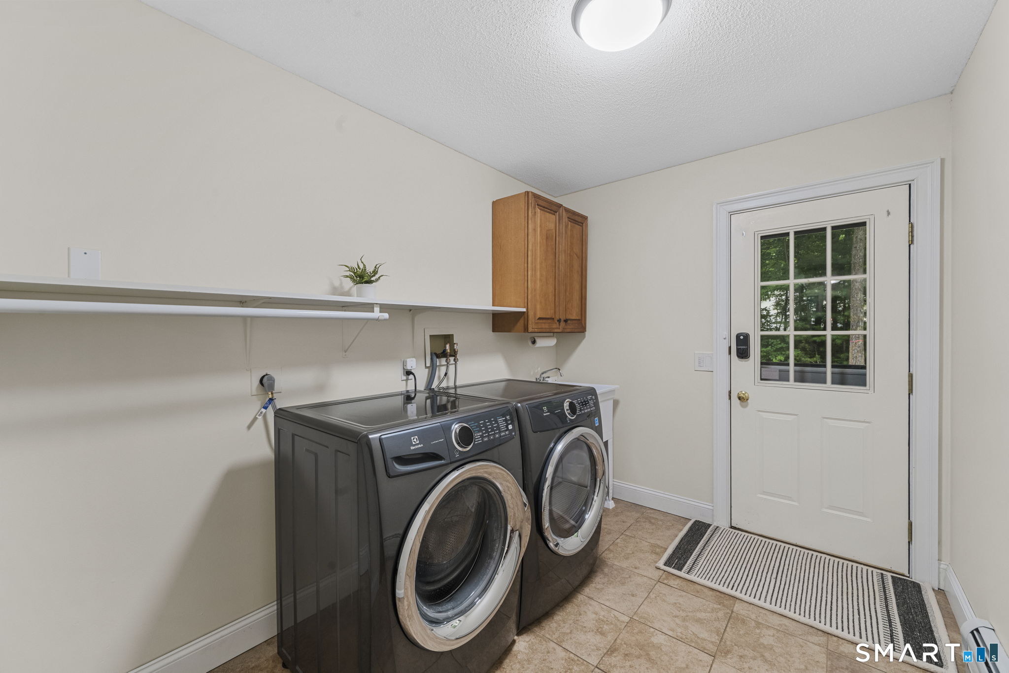109 High Valley Drive Canton CT 06019