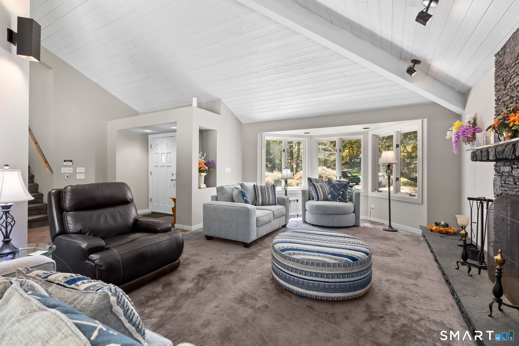 24 Roxbury Road Woodbury CT 06798