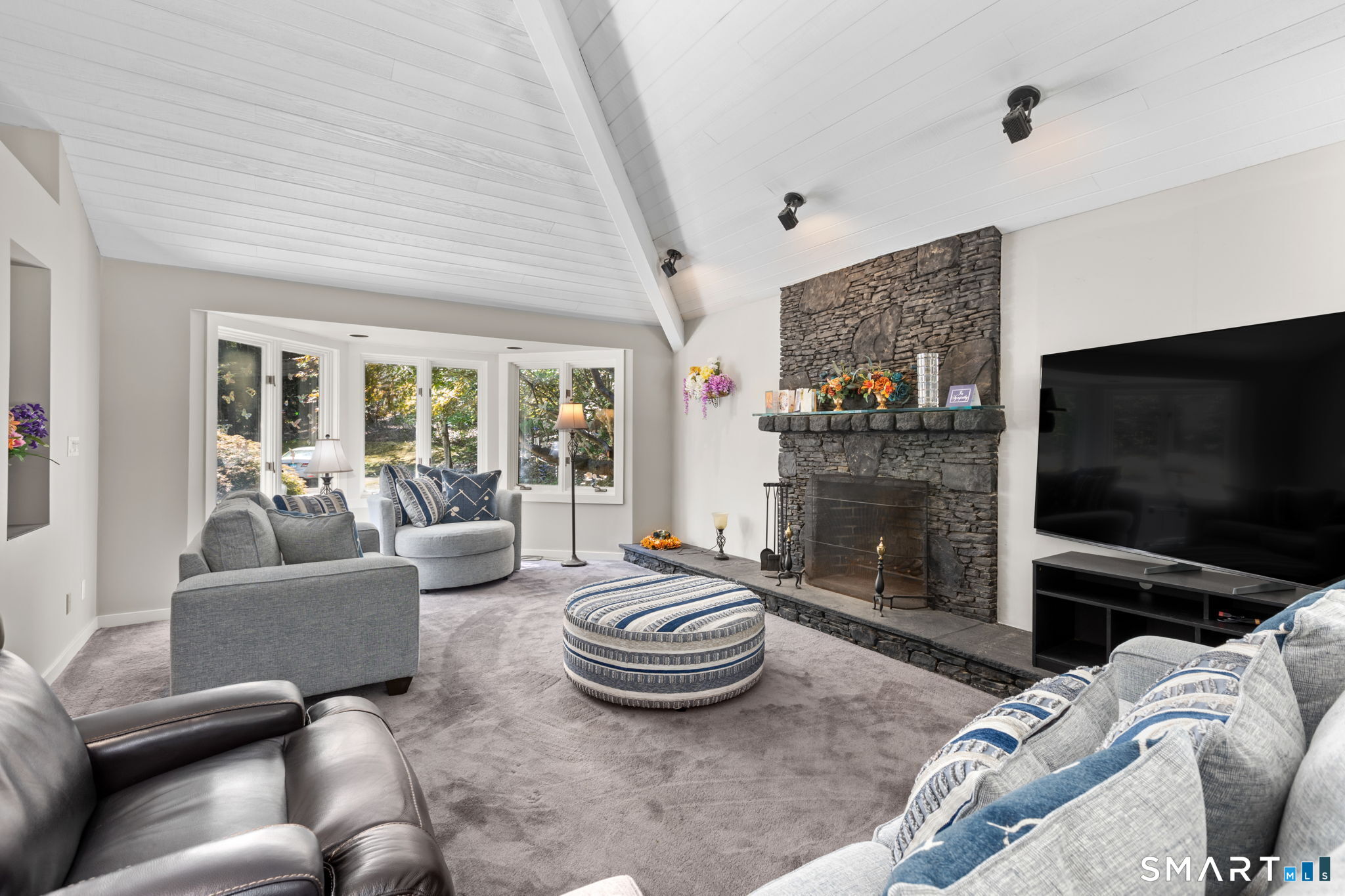 24 Roxbury Road Woodbury CT 06798